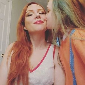 Meet your Posher, Marinella